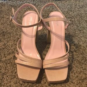 Life me up croc platform heels